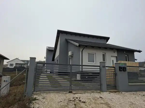 Eladó újszerű ingatlan, Kerepes 4 szoba 88 m² 110 M Ft