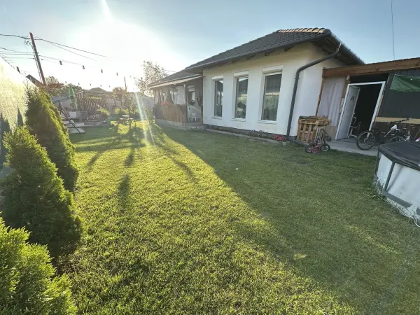 Eladó újszerű ingatlan, Kiskunlacháza 4 szoba 93 m² 79.99 M Ft