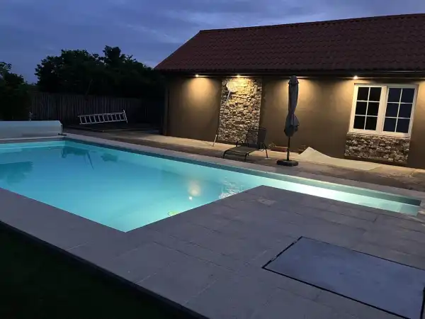 Eladó újszerű ingatlan, Maklár 6 szoba 330 m² 139 M Ft