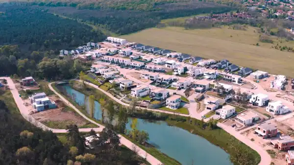 Eladó újszerű ingatlan, Mogyoród 5 szoba 234 m² 299 M Ft