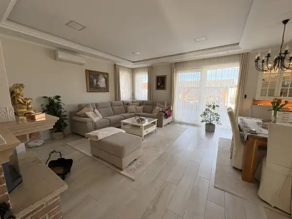 Eladó újszerű ingatlan, Szigetszentmiklós 5 szoba 127 m² 189.9 M Ft