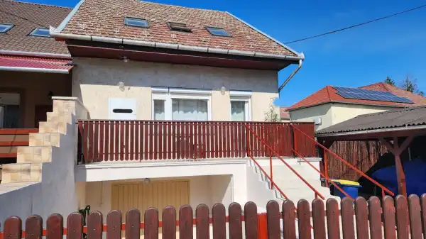 Eladó újszerű ingatlan, Tápiószentmárton 4 szoba 115 m² 49 M Ft