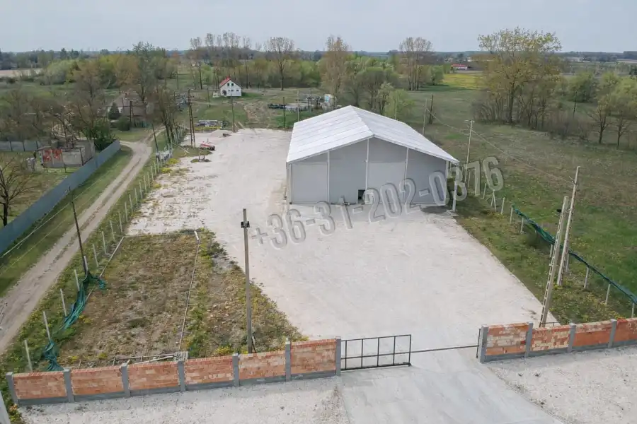 eladó újszerű ipari ingatlan, Tiszakécske