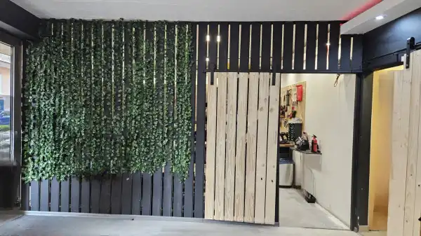 Eladó újszerű iroda földszinti, utcai, Budapest, IX. kerület 1 szoba 50 m² 59.8455 M Ft