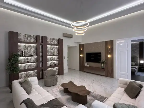 Eladó újszerű lakás, Budapest, V. kerület 5 szoba 152 m² 350 M Ft