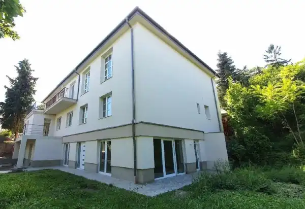 Eladó újszerű lakás, Budapest, XII. kerület 3 szoba 121 m² 272 M Ft