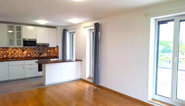 Eladó újszerű lakás, Budapest, XIV. kerület 4 szoba 92 m² 185 M Ft