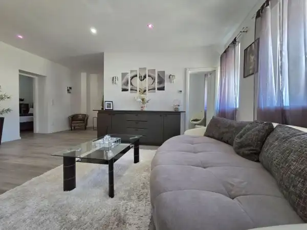 Eladó újszerű lakás, Fertőszentmiklós 3 szoba 80 m² 75 M Ft