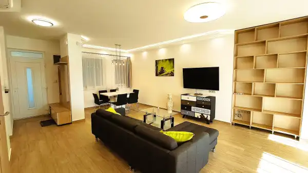 Eladó újszerű lakás, Győr 3 szoba 80 m² 86 M Ft
