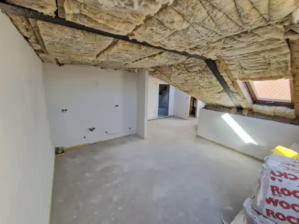 Eladó újszerű lakás, Győr 3 szoba 47.9 M Ft