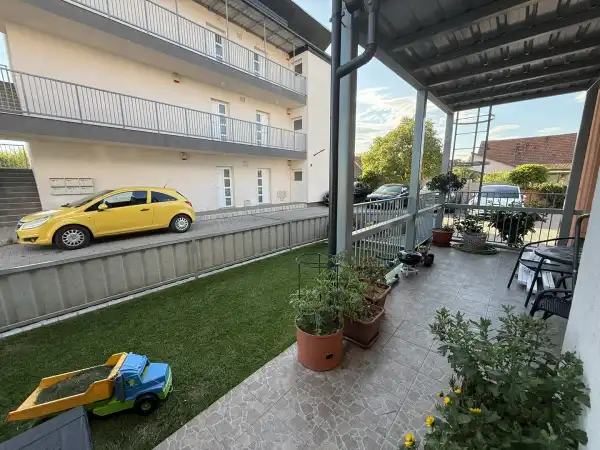 Eladó újszerű lakás, Hatvan 3 szoba 54 m² 47 M Ft