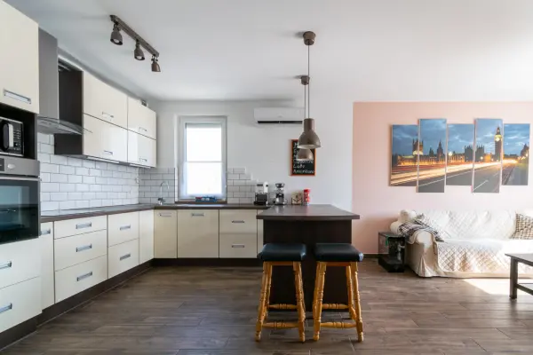 Eladó újszerű lakás, Mosonmagyaróvár 3 szoba 65 m² 68.5 M Ft