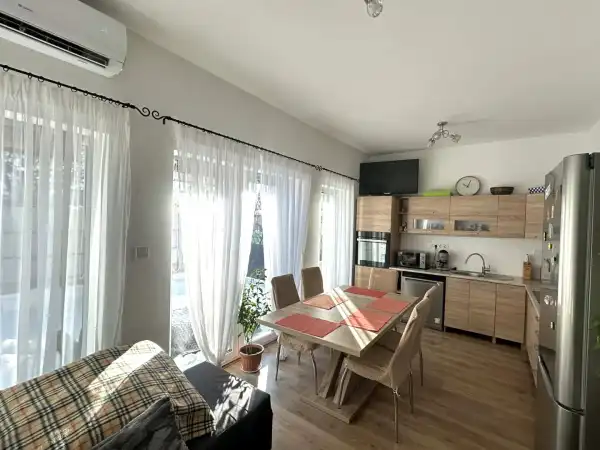 Eladó újszerű lakás, Nagytarcsa 3 szoba 61 m² 84.7 M Ft