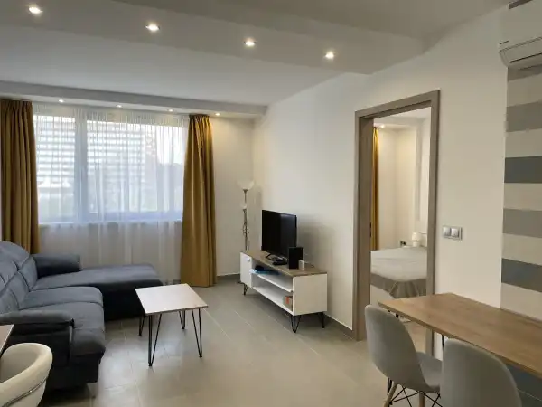 Eladó újszerű lakás, Pécs 2 szoba 41 m² 54.9 M Ft