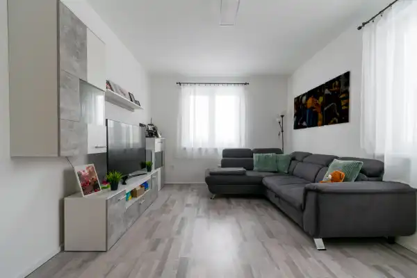 Eladó újszerű lakás, Rajka 3 szoba 60 m² 60.48 M Ft