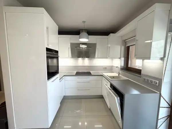 Eladó újszerű lakás, Vácrátót 3 szoba 2 m² 87.9 M Ft