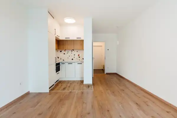 Eladó újszerű panel lakás, Budapest, III. kerület 1 szoba 28 m² 85 M Ft