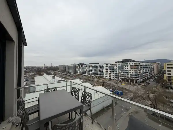 Eladó újszerű panel lakás, Budapest, XIII. kerület 4 szoba 120 m² 220 M Ft