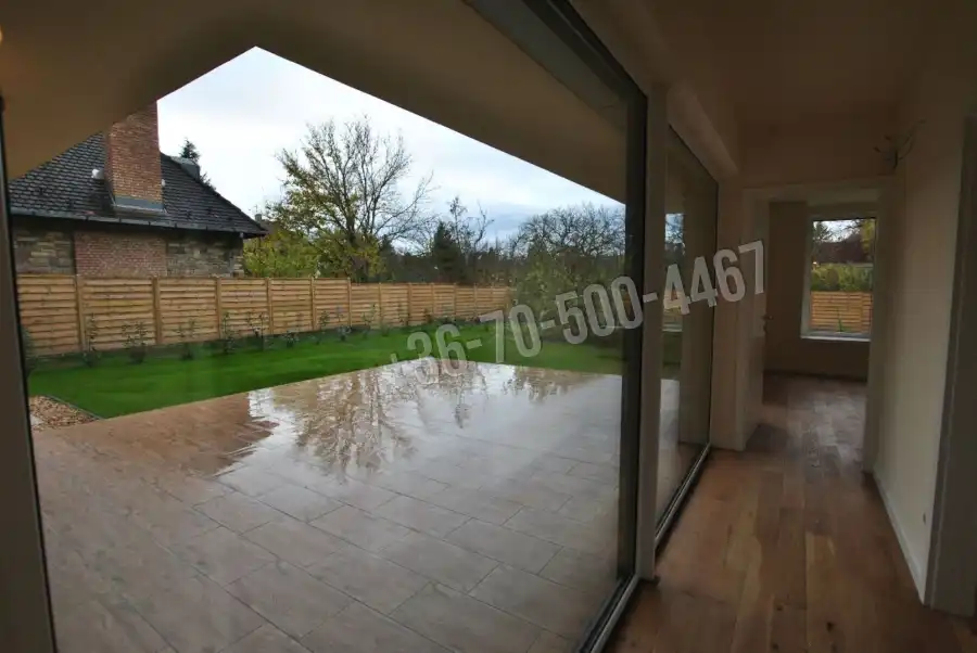 eladó újszerű téglalakás, Budapest, II. kerület