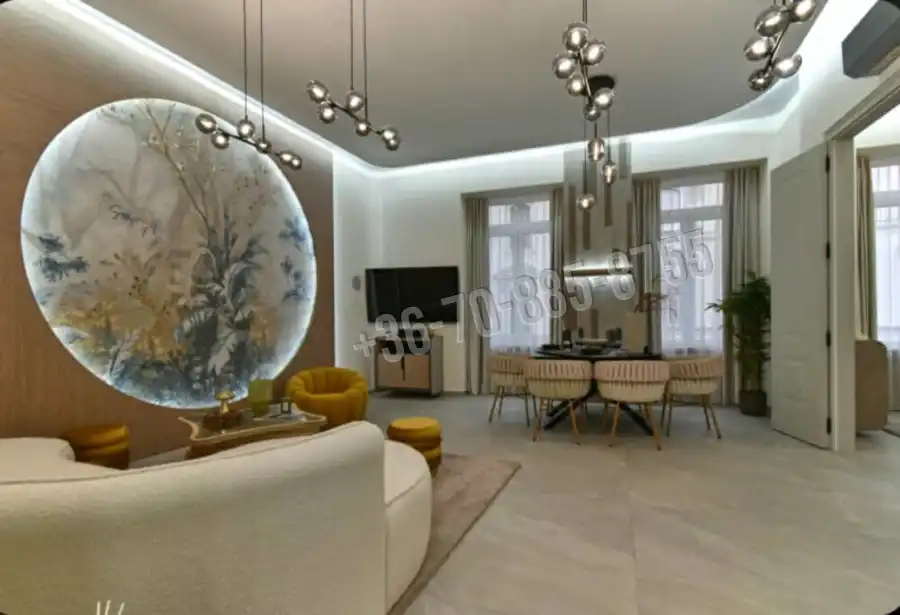 eladó újszerű téglalakás, Budapest, VI. kerület