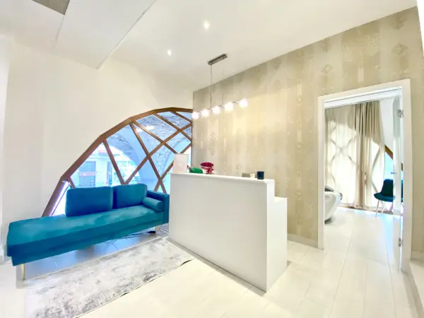 Eladó újszerű üzleti ingatlan, Budapest, I. kerület 3 szoba 44 m² 110 M Ft