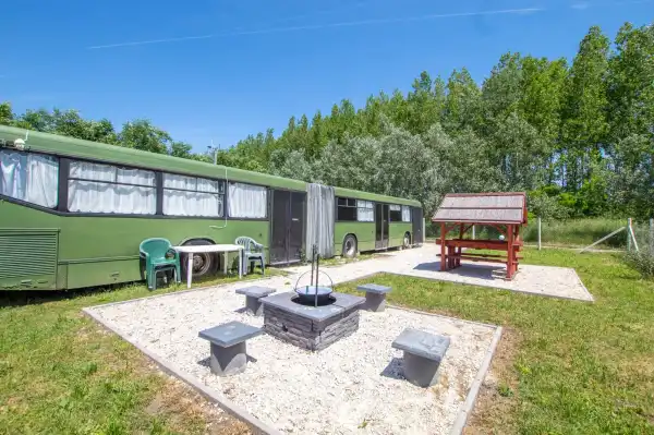 Eladó újszerű vendéglátás, Szalkszentmárton 150 m² 99 M Ft