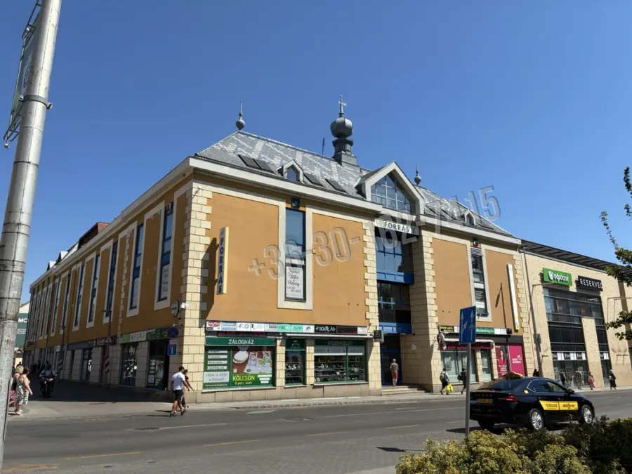 eladó üzlet, Pécs