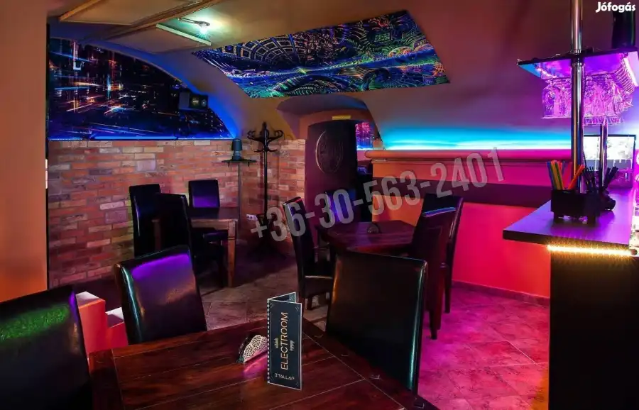 eladó üzlethelyiség utcai bejáratos, Budapest, VI. kerület