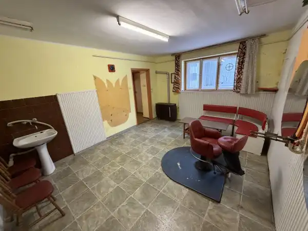 Eladó üzleti ingatlan, Nagykanizsa 1 szoba 38 m² 9.5 M Ft