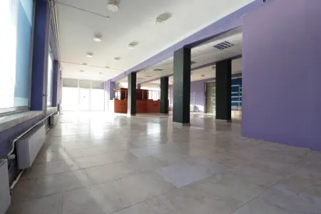 eladó üzleti ingatlan, Orosháza