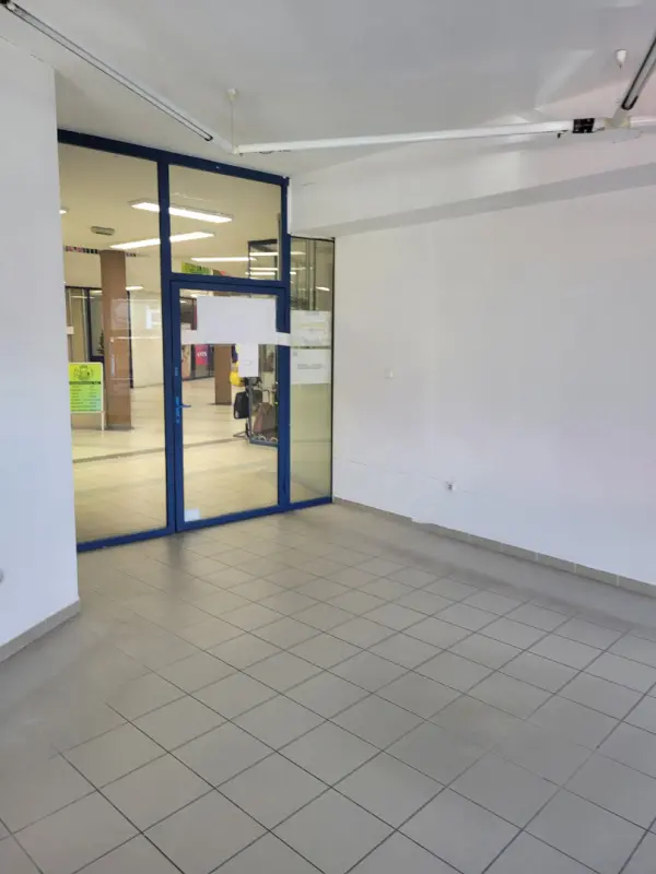 Eladó üzleti ingatlan, Pécs 1 szoba 46 m² 47.9 M Ft