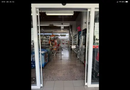 Eladó üzleti ingatlan, Szarvas 695 m² 240 M Ft + Áfa