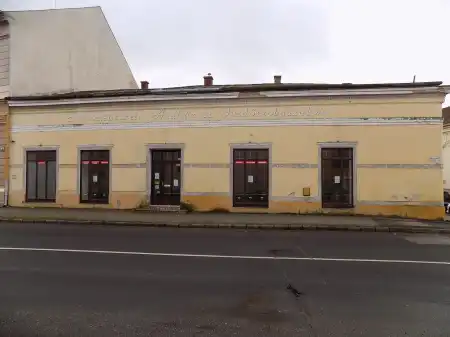 eladó üzleti ingatlan, Tapolca