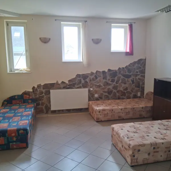Eladó vendéglátás, Békéscsaba 16 szoba 390 m² 390 M Ft