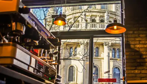 Eladó vendéglátás, Budapest, VI. kerület 84 m² 70 M Ft