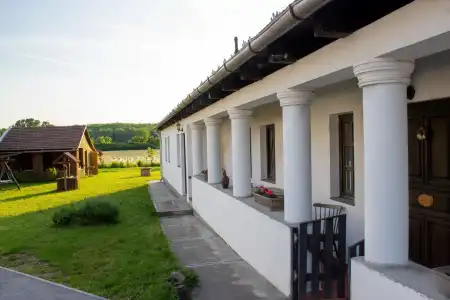 eladó vendéglátás, Egerszalók