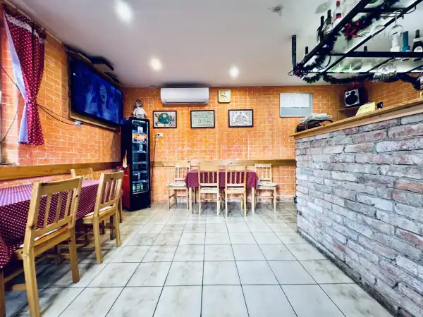 Eladó vendéglátás, Rétság 4 szoba 52 m² 51.99 M Ft