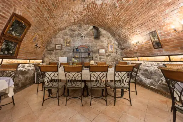 Eladó vendéglátás, Vác 322 m² 349 M Ft