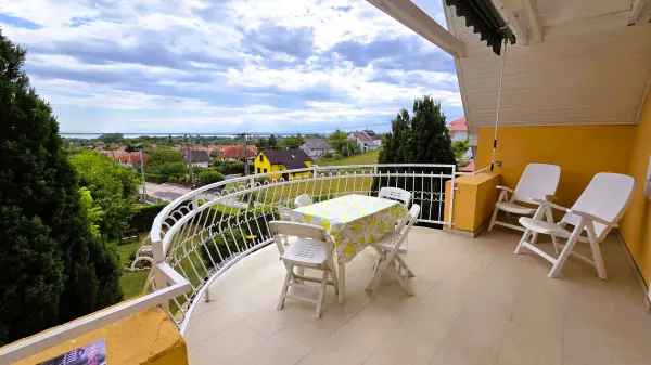 Eladó vendéglátás, Vonyarcvashegy 8 szoba 190 m² 196 M Ft