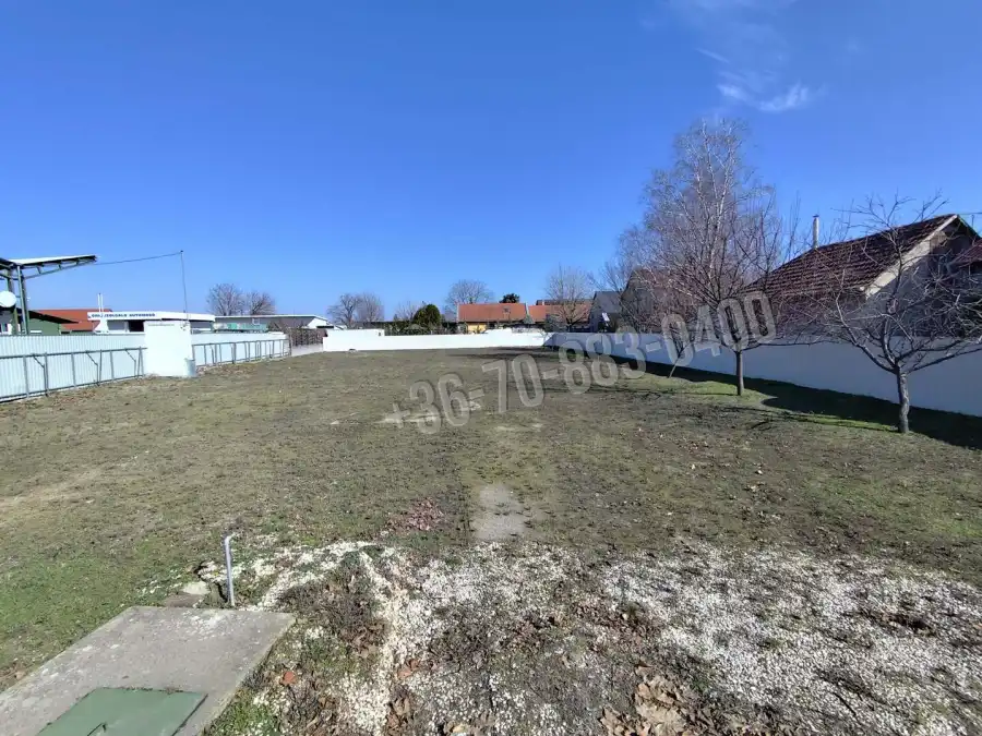 kiadó  Építési telek, Dabas