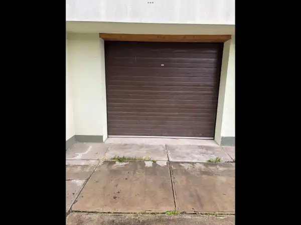 Kiadó garázs, Békéscsaba 18 m² 30 E Ft/hó