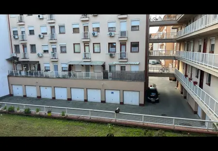 kiadó garázs, Békéscsaba