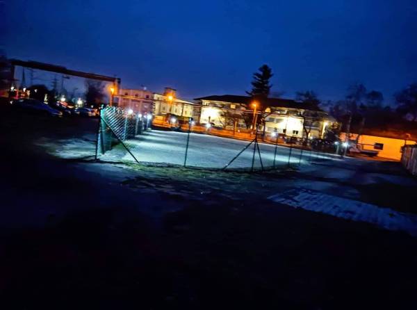 kiadó garázs, Sopron