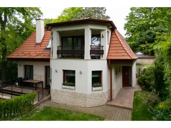 Kiadó ingatlan, Budapest, II. kerület 7 szoba 300 m² 1.37 M Ft/hó