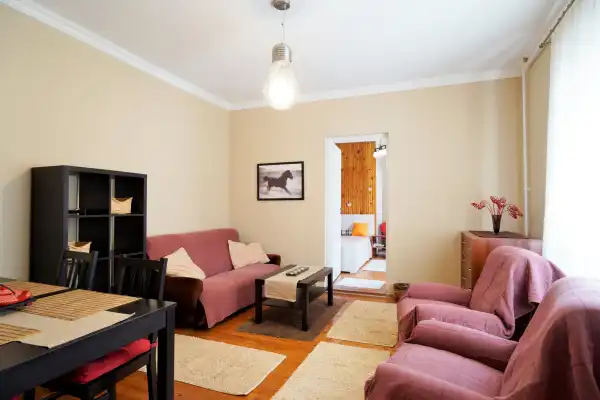 Kiadó ingatlan, Budapest, IV. kerület 2 szoba 52 m² 200 E Ft/hó