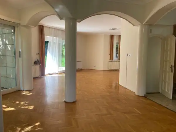 Kiadó ingatlan, Budapest, XII. kerület 7 szoba 300 m² 1.17 M Ft/hó