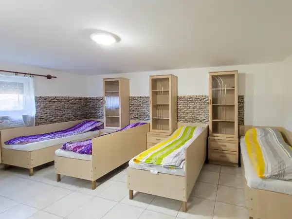 Kiadó ingatlan, Dunaföldvár 5 szoba 100 m² 3 E Ft/hó