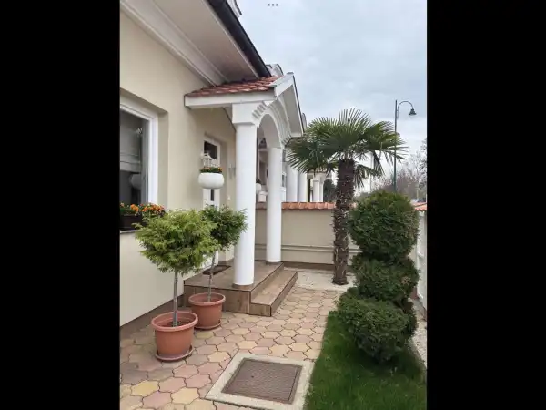 Kiadó ingatlan, Gyula 2+2 szoba 91 m² 300 E Ft/hó