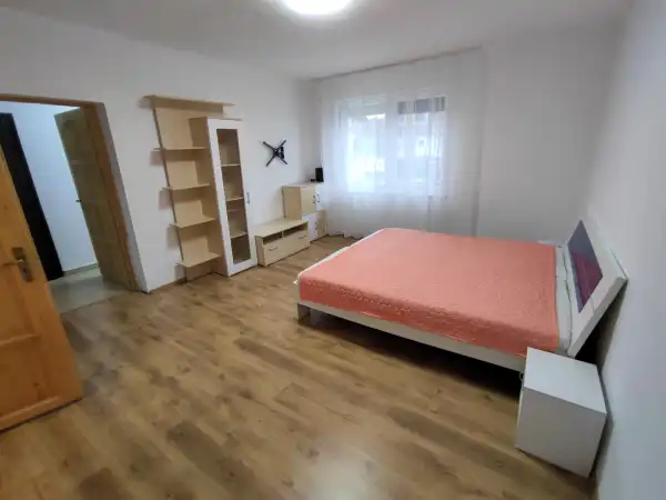 Kiadó ingatlan, Mohács 2 szoba 70 m² 150 E Ft/hó