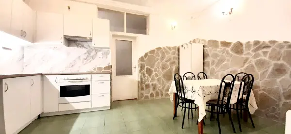 Kiadó ingatlan, Vác 2 szoba 84 m² 175 E Ft/hó